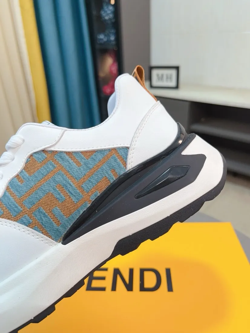 Factory price 458🌹🌹[fendi] Fendi classic and comfortable men, this complex sneaker is made of soft calfskin➕genuine leather lining➕original ultra-light rubber material rough outsole. This unique light and thin style is suitable for the casual and exquisite sensibility of this season. It is comfortable and natural on the feet. It is an everyday style for casual travel in autumn and winter! 38/44